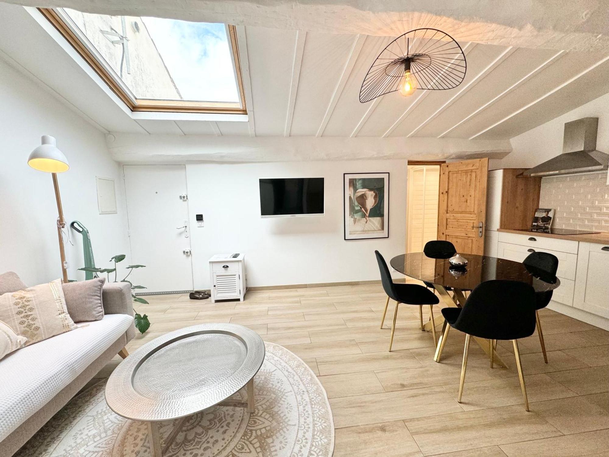 Cosy 3 Pieces Vieil Antibes Proche Port Vauban Apartment Exterior photo